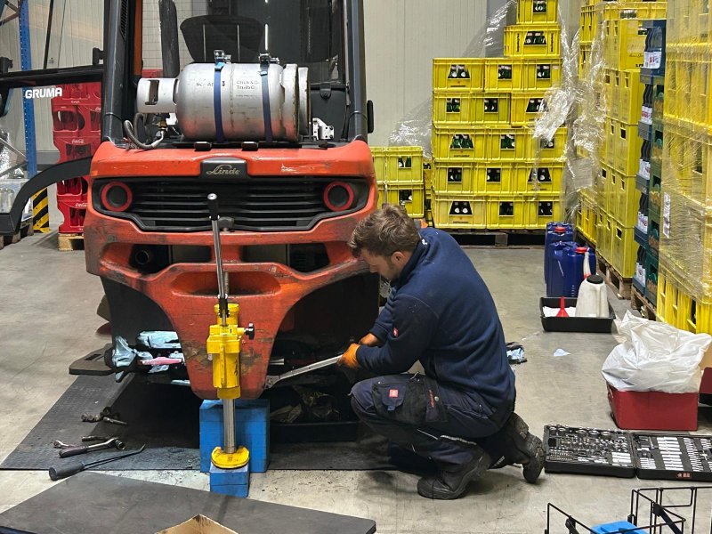 CW Staplertechnik Stapler reparieren